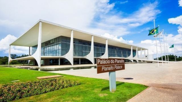 o-palacio-do-planalto-sede-do-poder-executivo-federal-1200x675