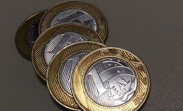 economia_moeda_real_02_Agência-Brasil-1140x694