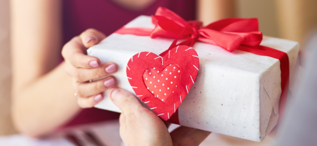 presente_dia_dos_namorados_shutterstock_1500x528px-1140x528